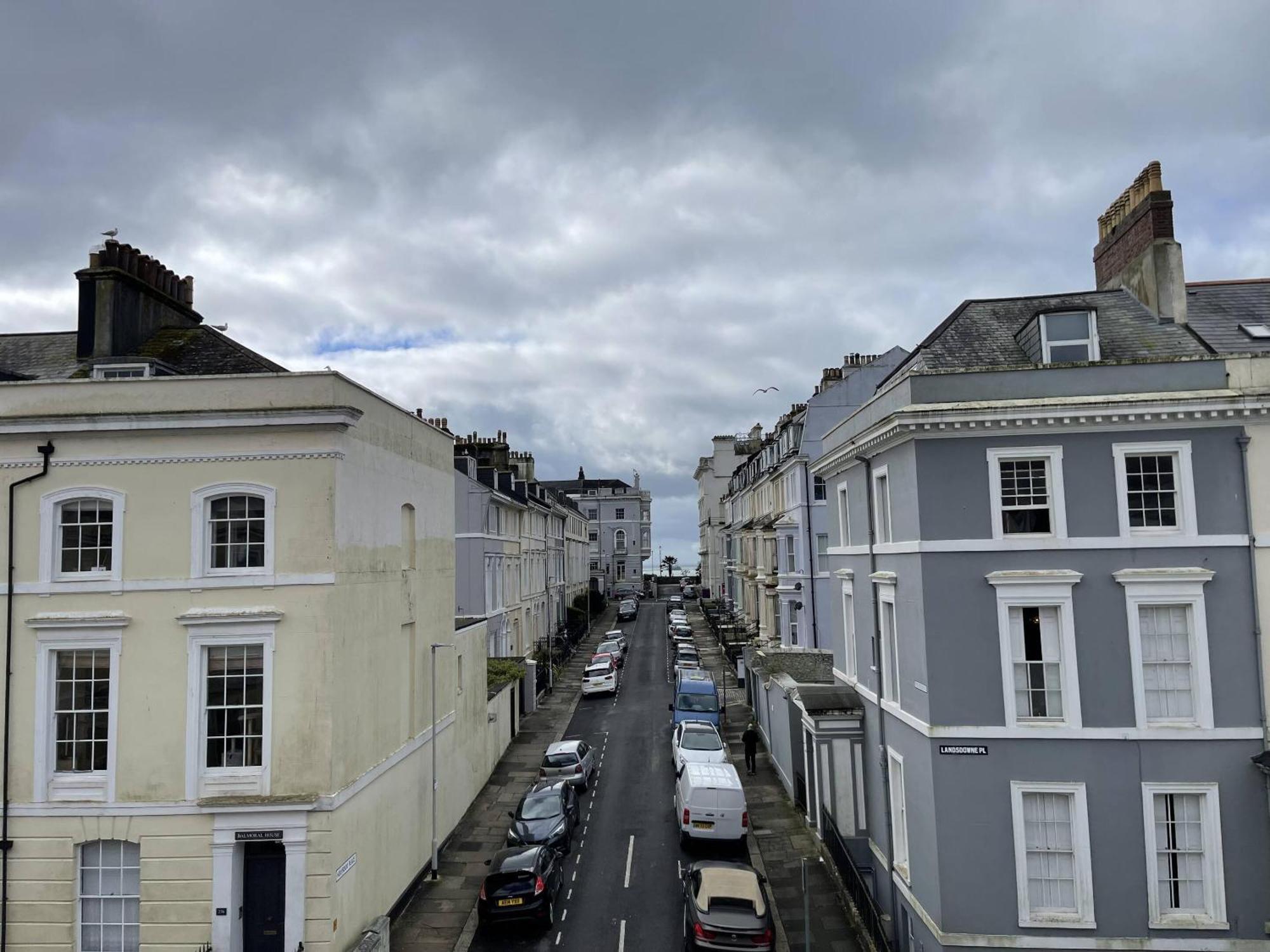 Lamplighter Guesthouse Plymouth Rum bild