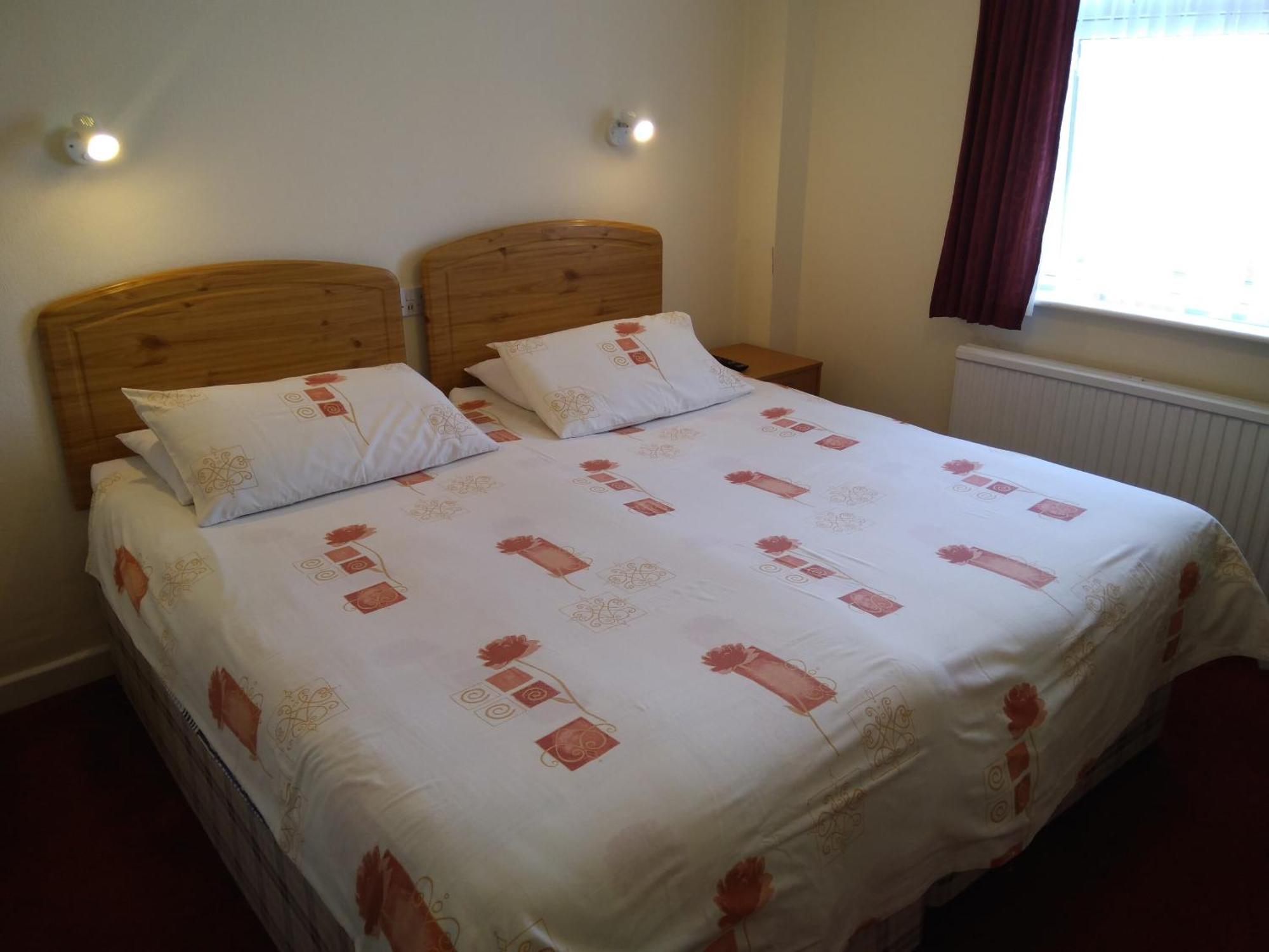 Lamplighter Guesthouse Plymouth Rum bild